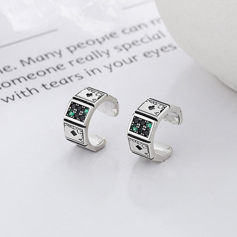 925 Sterling Silver Ear Cuff (1 Pair) Twinkle Card E050
925 Sterling Silver Ear Cuff (1 Pair) Twinkle Card E050