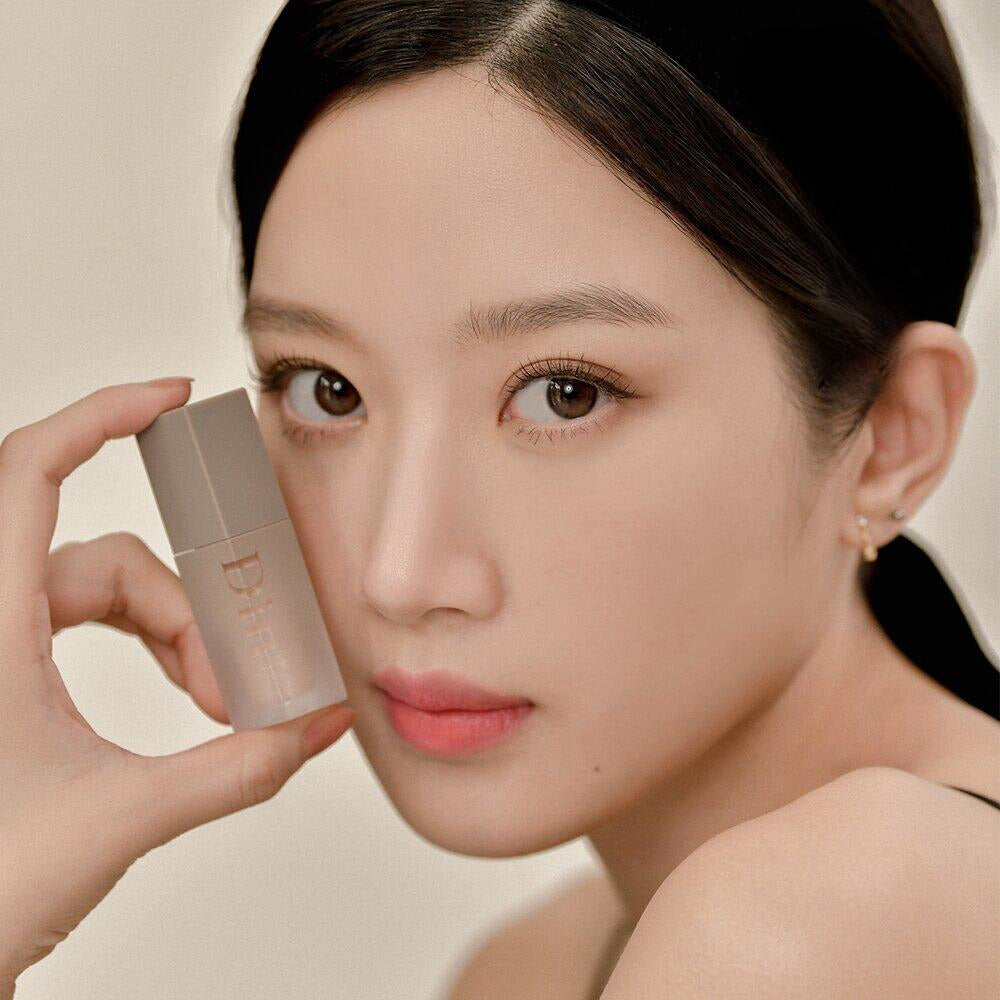 Dinto Wooncho Light Veil Concealer #01 Pure Wooncho 4.5g
Dinto Wooncho Light Veil Concealer #01 Pure Wooncho 4.5g