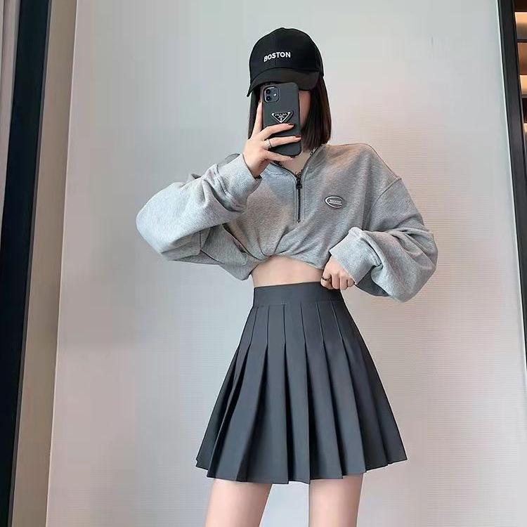 Women s Solid Color High Waist Pleated A-Line Short Skirt - Black, Anti-Exposure, Slimming Design XS
Women s Solid Color High Waist Pleated A-Line Short Skirt - Black, Anti-Exposure, Slimming Design XS