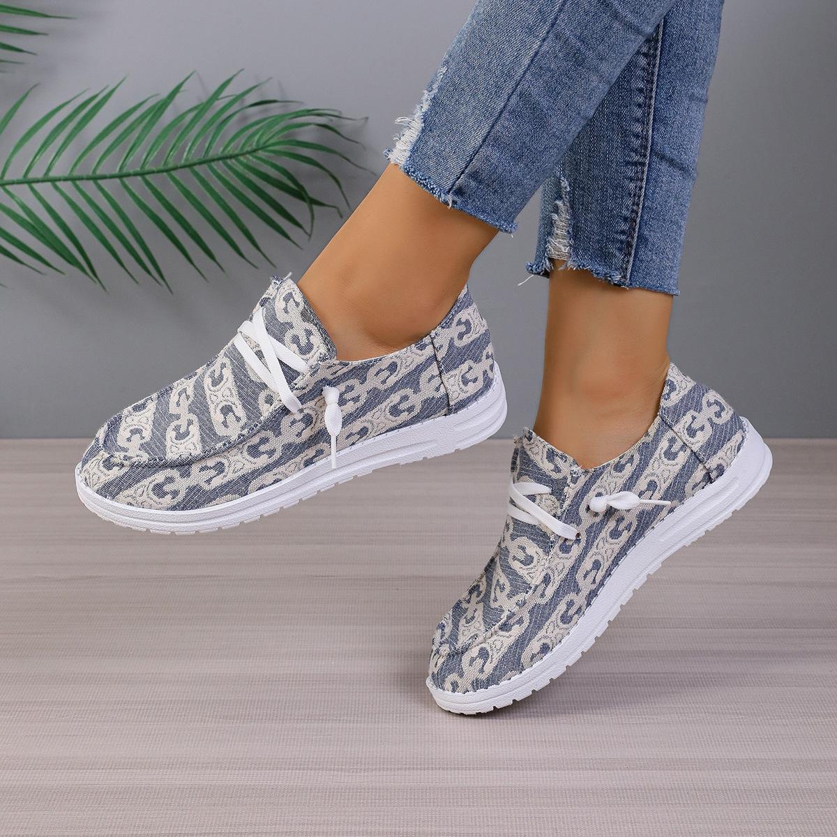 Exported to Europe, America and other Christmas new large-size injection molded cloth shoes factory a shoe flat casual women s shoes 43 Темно-синій
Exported to Europe, America and other Christmas new large-size injection molded cloth shoes factory a shoe flat casual women s shoes 43 Темно-синій