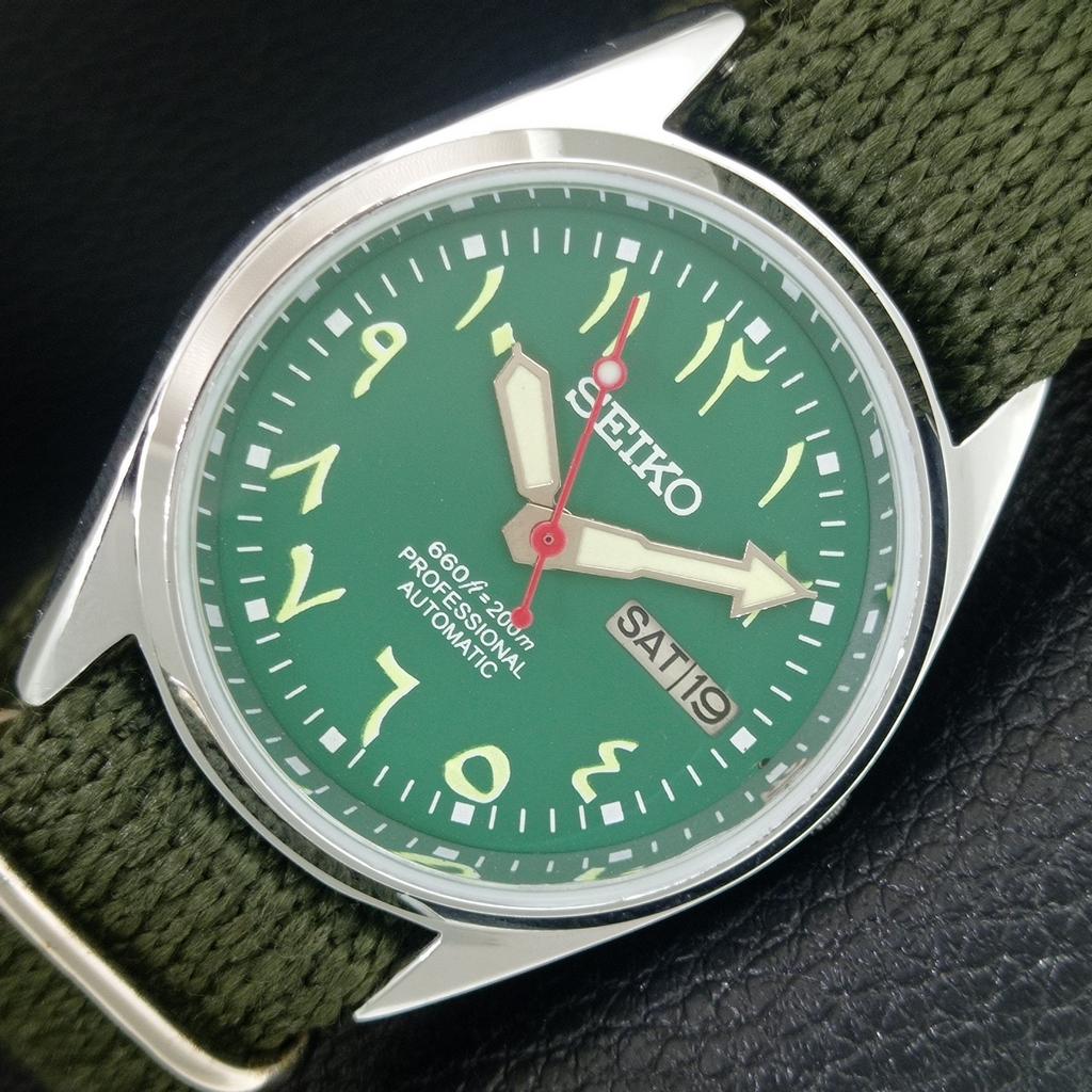 VINTAGE REFURBISHED SEIKO AUTOMATIC 6309A JAPAN MENS GREEN DIAL WATCH a442748-1
VINTAGE REFURBISHED SEIKO AUTOMATIC 6309A JAPAN MENS GREEN DIAL WATCH a442748-1