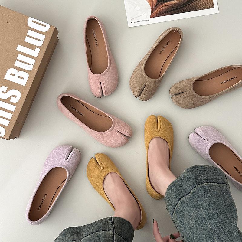 Retro split-toed pig s trotters wind simple shallow mouth single shoes women s 2025 spring new lazy one-pedal commuter Doudou shoes 40 хакі
Retro split-toed pig s trotters wind simple shallow mouth single shoes women s 2025 spring new lazy one-pedal commuter Doudou shoes 40 хакі