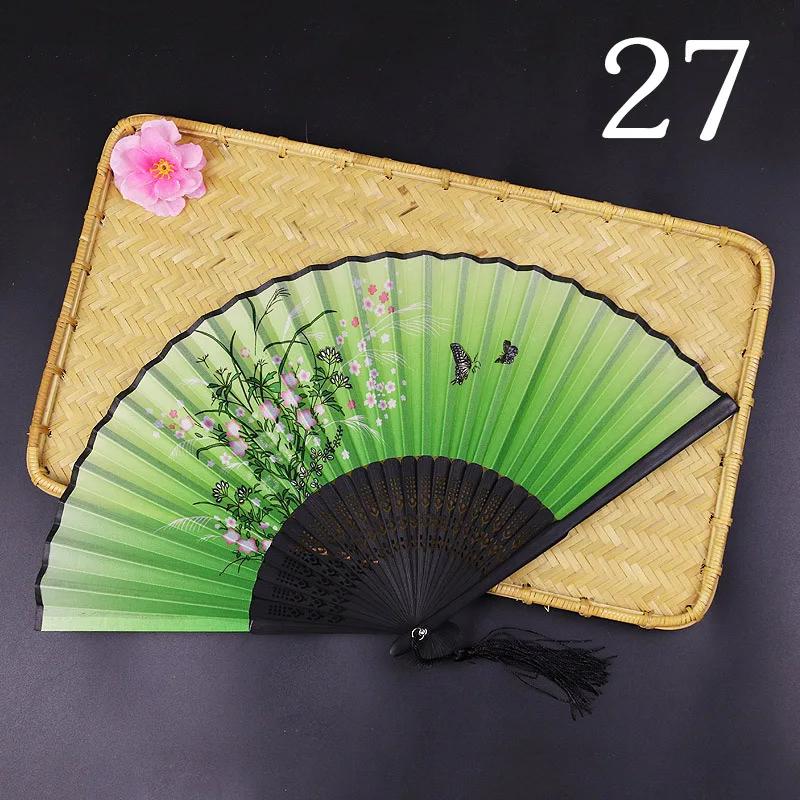 7 Inch Folding Hand Fan National Woman Chinese Wind Cheongsam Prop Ancient Fans Vintage Hand Fan Wedding Home Decoration
7 Inch Folding Hand Fan National Woman Chinese Wind Cheongsam Prop Ancient Fans Vintage Hand Fan Wedding Home Decoration