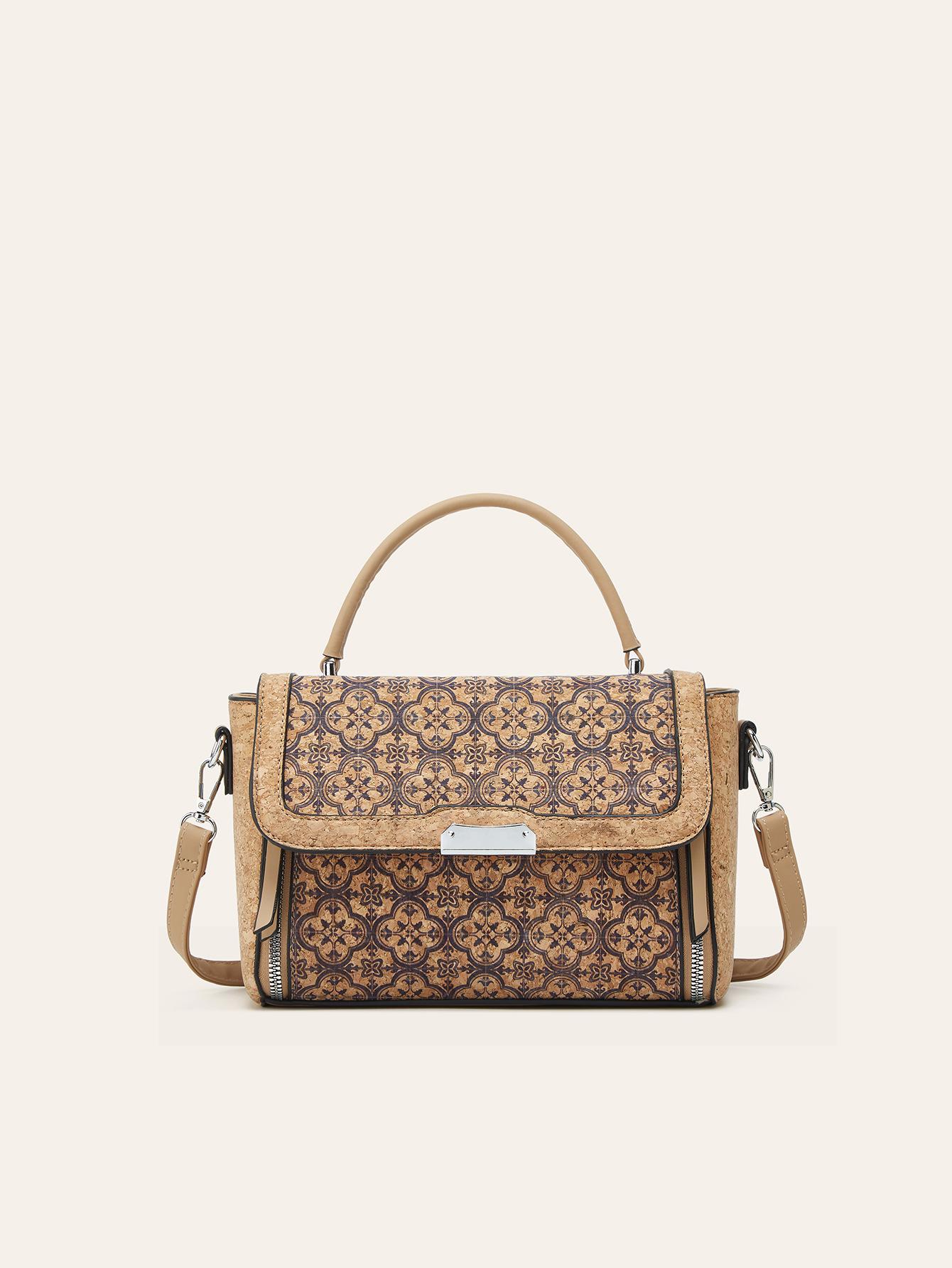 New cork printed small square bag fashion trend personality Guochao bark portable shoulder oblique span bag
New cork printed small square bag fashion trend personality Guochao bark portable shoulder oblique span bag