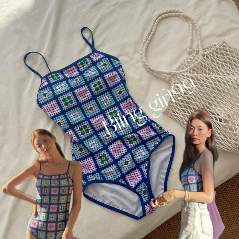 Camellia Left Bank Retro Plaid Splicing Racing Swimsuit Vacation One-piece Triangular Women s Style Hot M
Camellia Left Bank Retro Plaid Splicing Racing Swimsuit Vacation One-piece Triangular Women s Style Hot M
