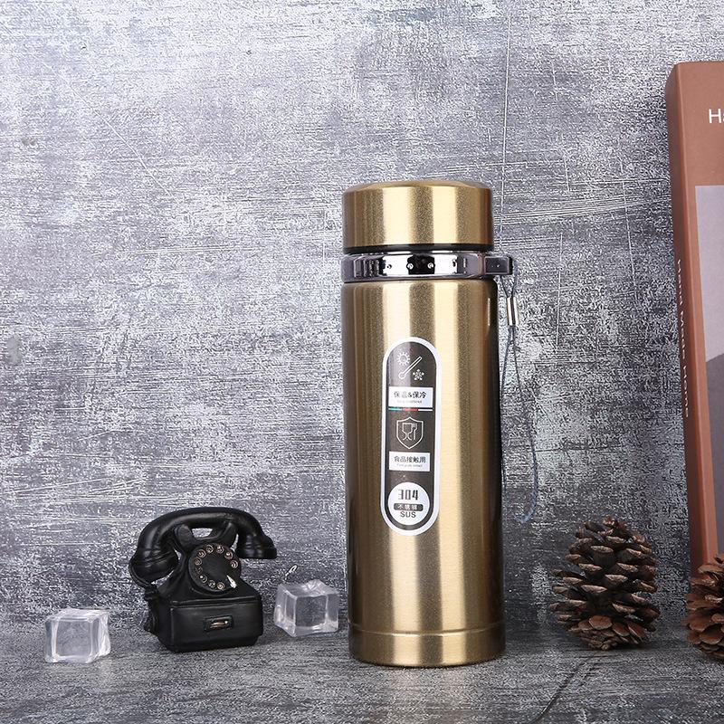 Trustworthy stainless steel outdoor sports water bottle, portable car-mounted hanging water cup, portable insulated coffee cup 500ml золотий
Trustworthy stainless steel outdoor sports water bottle, portable car-mounted hanging water cup, portable insulated coffee cup 500ml золотий
