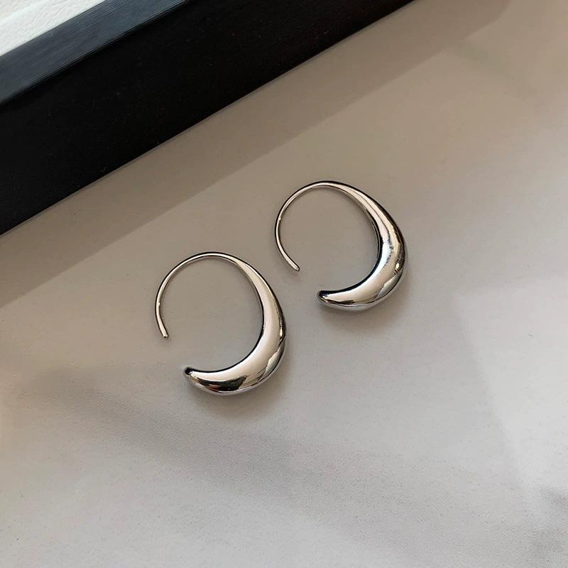 Xu I is dazzling, Zhao Ruth has the same high-end earrings for women s high-end sense k real gold electroplated earrings, versatile ear jewelry.
Xu I is dazzling, Zhao Ruth has the same high-end earrings for women s high-end sense k real gold electroplated earrings, versatile ear jewelry.