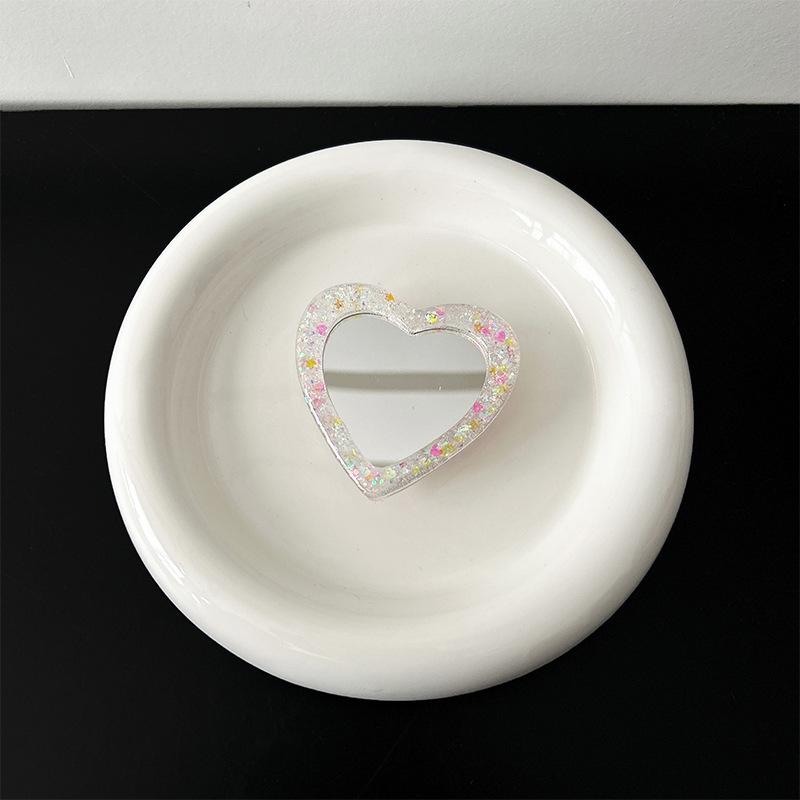 Love Mirror Sticker Glitter Powder Mobile Phone Airbag Bracket Creative Portable Makeup Mirror Niche Portable Ring
Love Mirror Sticker Glitter Powder Mobile Phone Airbag Bracket Creative Portable Makeup Mirror Niche Portable Ring