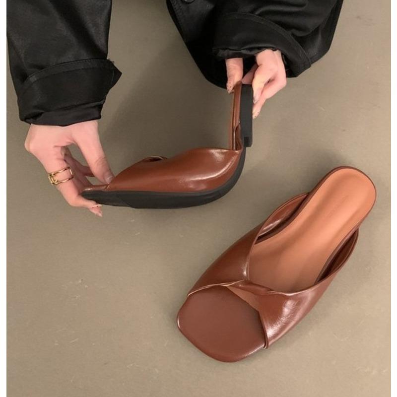 Мода Новый Стиль Мода Женские Плоские Тапочки Женские Сандалии с Открытым Носком Летние Шлепанцы Повседневная Обувь Тренд Пляжные Слайды Обувь с Квадратным Носком 40 коричневый
Мода Новый Стиль Мода Женские Плоские Тапочки Женские Сандалии с Открытым Носком Летние Шлепанцы Повседневная Обувь Тренд Пляжные Слайды Обувь с Квадратным Носком 40 коричневый