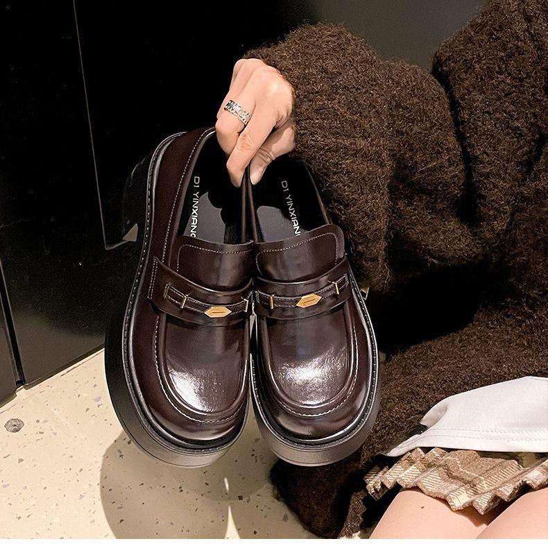 Platform-soled British style loafers, one-pedal small leather shoes 2025 spring and autumn new Japanese thick-heeled lazy casual shoes 40
Platform-soled British style loafers, one-pedal small leather shoes 2025 spring and autumn new Japanese thick-heeled lazy casual shoes 40