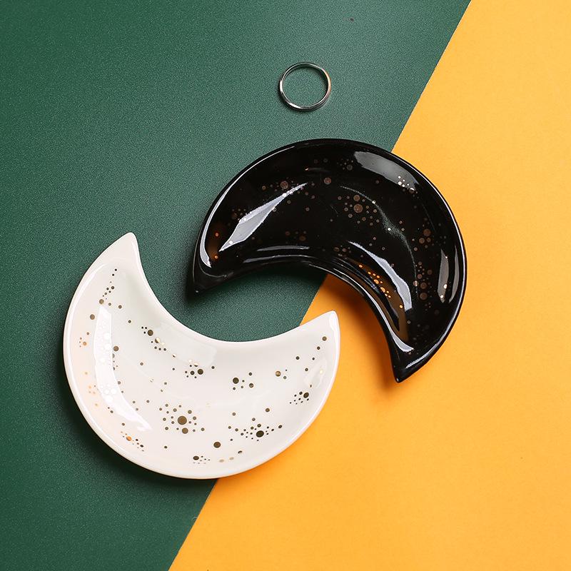 Nordic Ceramic Moon Jewelry Dish & Ring Holder Vanity Tray Black Moon
Nordic Ceramic Moon Jewelry Dish & Ring Holder Vanity Tray Black Moon