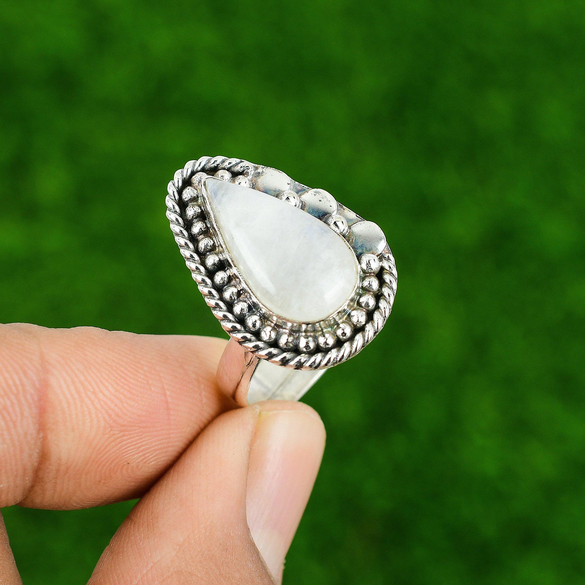925 Sterling Silver Pear Rainbow Moonstone Stone Promise Statement Ring Jewelry Adjustable
925 Sterling Silver Pear Rainbow Moonstone Stone Promise Statement Ring Jewelry Adjustable