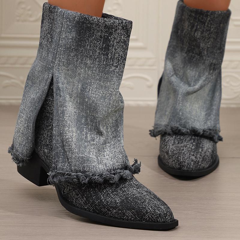 Ковбойские массивные женские ботильоны с острым носком, дизайнерские туфли на среднем каблуке 2025 года, трендовая зимняя мода, новые туфли-лодочки в готическом стиле Botas De Mujer 40 чёрный
Ковбойские массивные женские ботильоны с острым носком, дизайнерские туфли на среднем каблуке 2025 года, трендовая зимняя мода, новые туфли-лодочки в готическом стиле Botas De Mujer 40 чёрный