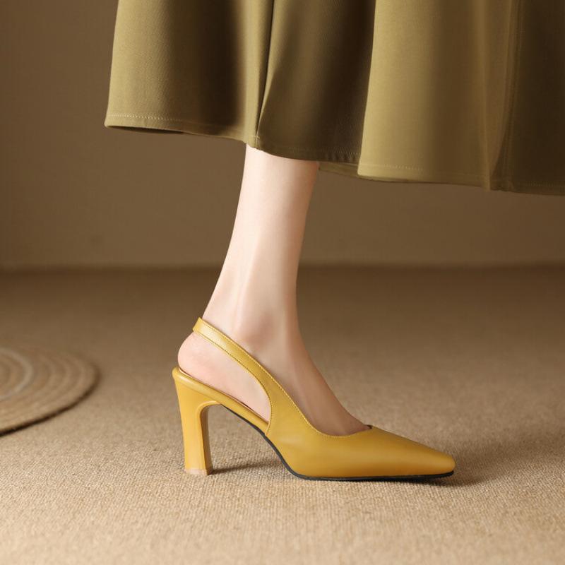 Новые женские босоножки на высоком каблуке, повседневные туфли с острым носком большого размера, черные босоножки с открытой пяткой, летние женские босоножки на тонком каблуке с закрытым носком 39 жёлтый
Новые женские босоножки на высоком каблуке, повседневные туфли с острым носком большого размера, черные босоножки с открытой пяткой, летние женские босоножки на тонком каблуке с закрытым носком 39 жёлтый