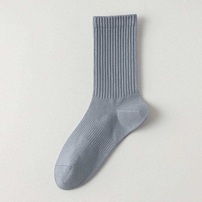 Хлопковые мужские гольфы до середины икры, весенне-осенние, с антибактериальным эффектом и влагоотводящие, мужские полностью хлопковые бесшовные длинные спортивные носки до икры 1 pair светло-синий
Хлопковые мужские гольфы до середины икры, весенне-осенние, с антибактериальным эффектом и влагоотводящие, мужские полностью хлопковые бесшовные длинные спортивные носки до икры 1 pair светло-синий