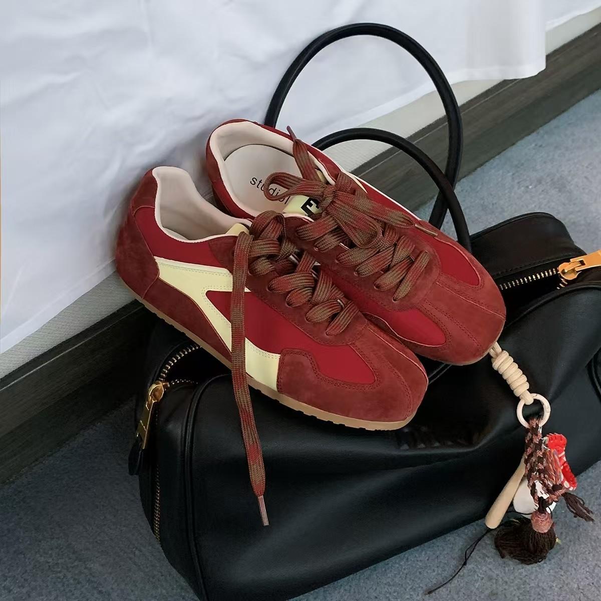 Версия из овчины~ Модный контрастный цвет, круглый носок, повседневный стиль, плоская подошва, ремешок, дышащие, универсальные, мягкая подошва, женские 36
Версия из овчины~ Модный контрастный цвет, круглый носок, повседневный стиль, плоская подошва, ремешок, дышащие, универсальные, мягкая подошва, женские 36