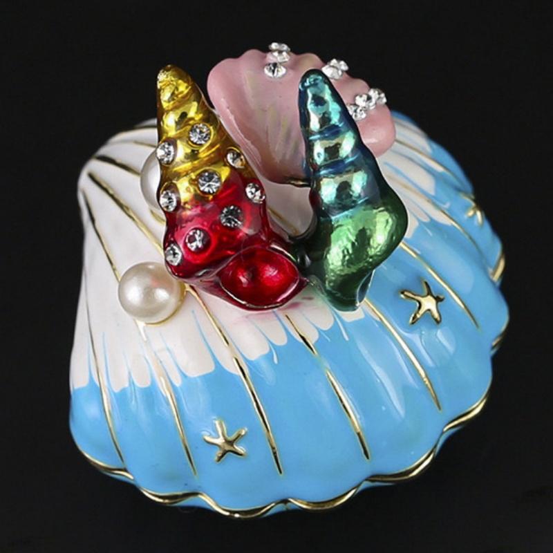 Mini Jewelry Storage Box Ear Studs Organizer,Engraving Conch Inlaid Pearl Alloy Ring Storage Jar Dresser Display Couple Gifts 1.96 in
Mini Jewelry Storage Box Ear Studs Organizer,Engraving Conch Inlaid Pearl Alloy Ring Storage Jar Dresser Display Couple Gifts 1.96 in