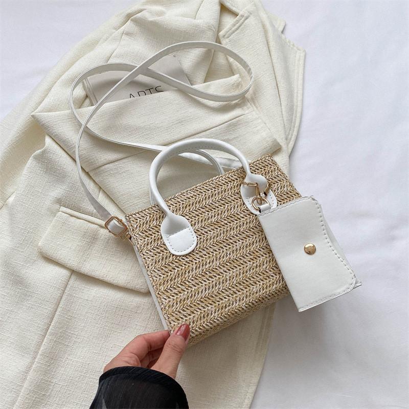 Fashionable Japanese Style Small Square Woven Handbag For Daily Outfits білий
Fashionable Japanese Style Small Square Woven Handbag For Daily Outfits білий