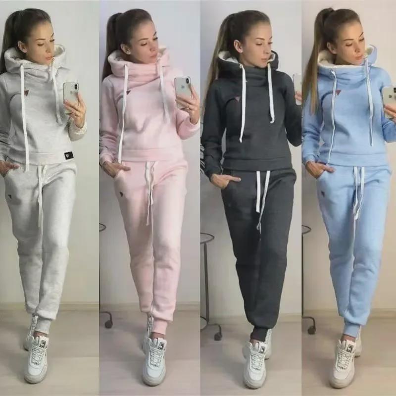 2023 European & American Women s Fleece Fashion Leather Badge Casual Sports Suit Sweatshirt Extra Extra Large
2023 European & American Women s Fleece Fashion Leather Badge Casual Sports Suit Sweatshirt Extra Extra Large