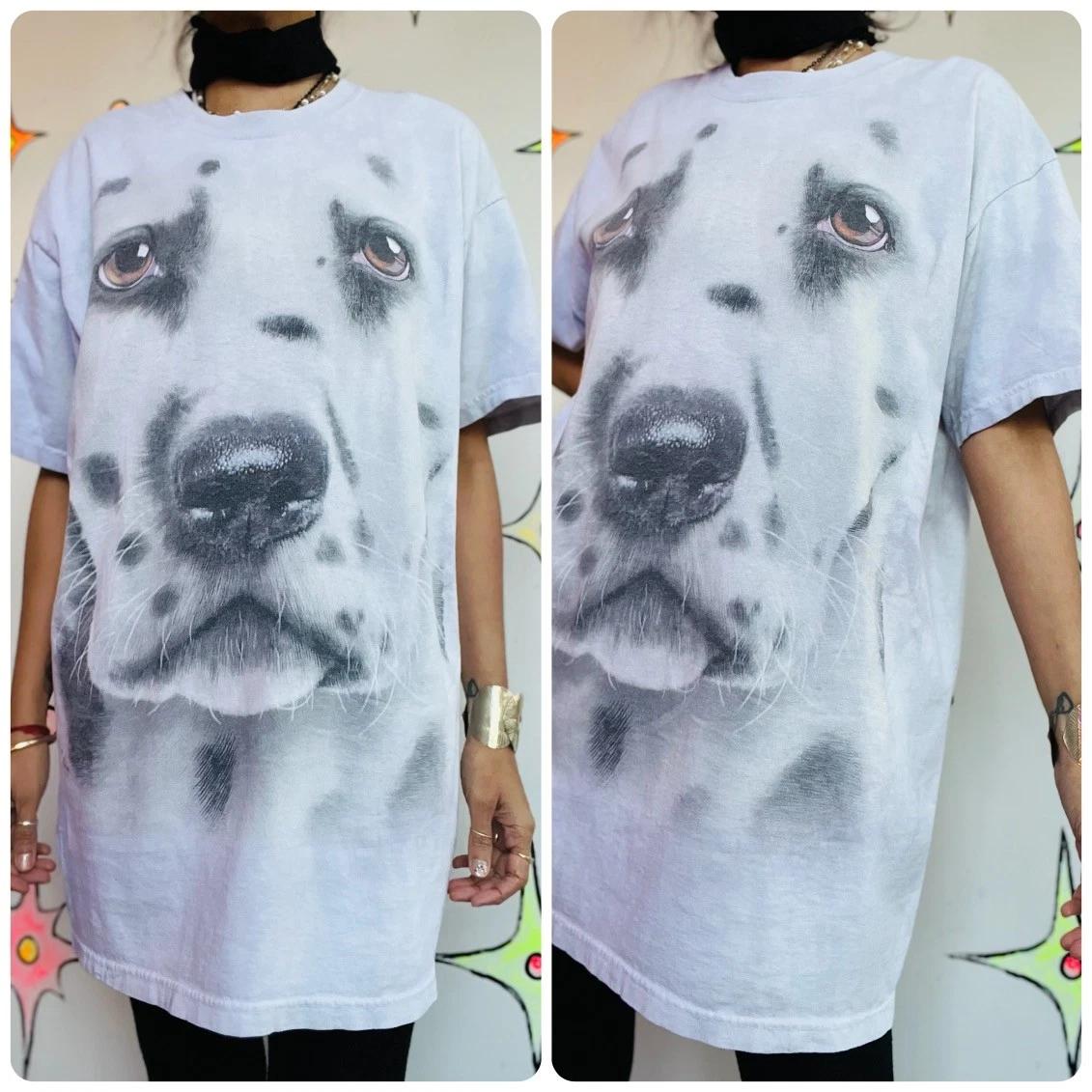 Vintage 90s Y2K Dalmatian Face Oversized Graphic Tee – The Mountain – L M
Vintage 90s Y2K Dalmatian Face Oversized Graphic Tee – The Mountain – L M