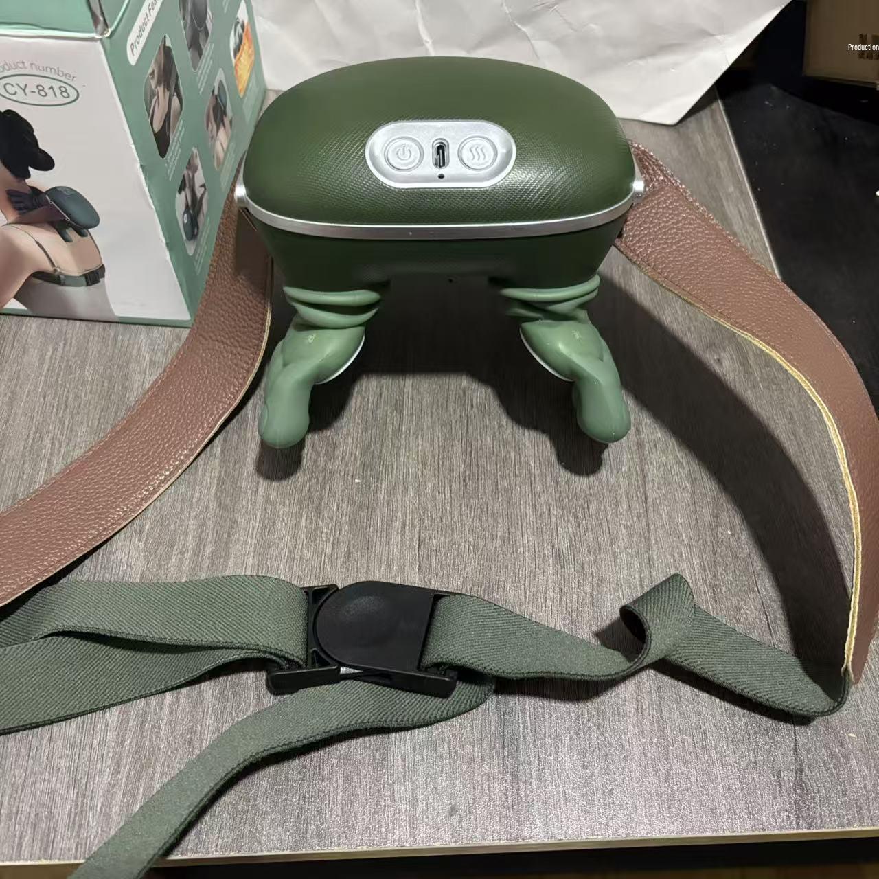 Real Hand-Kneading Hot Compress Acupressure Massager for Neck, Shoulders, and Cervical Spine оливковий колір
Real Hand-Kneading Hot Compress Acupressure Massager for Neck, Shoulders, and Cervical Spine оливковий колір