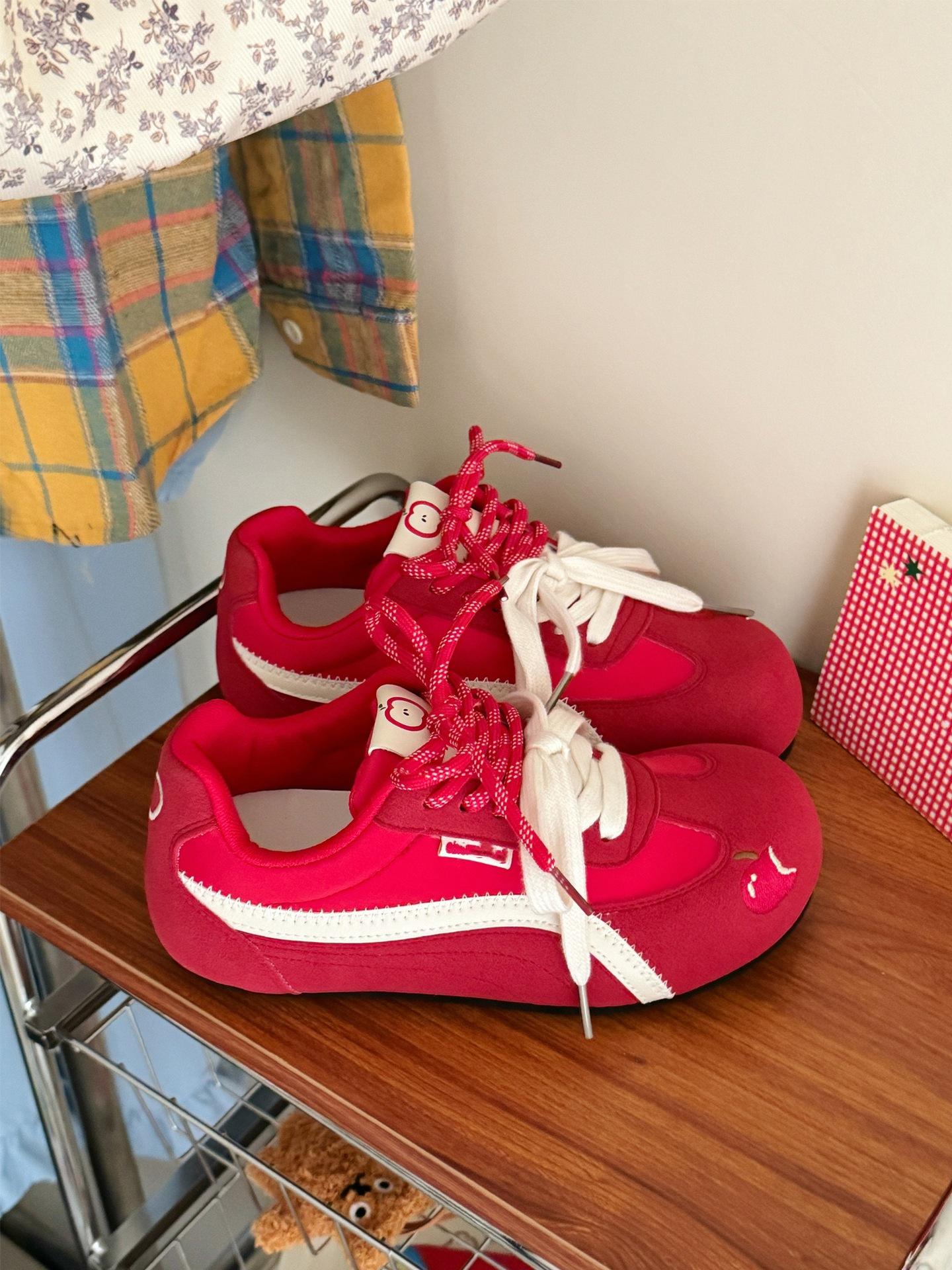 Универсальная корейская обувь женская 2025 весна и лето новая популярная обувь на платформе для студентов белая обувь немецкая тренировочная обувь обувь для скейтборда 40
Универсальная корейская обувь женская 2025 весна и лето новая популярная обувь на платформе для студентов белая обувь немецкая тренировочная обувь обувь для скейтборда 40