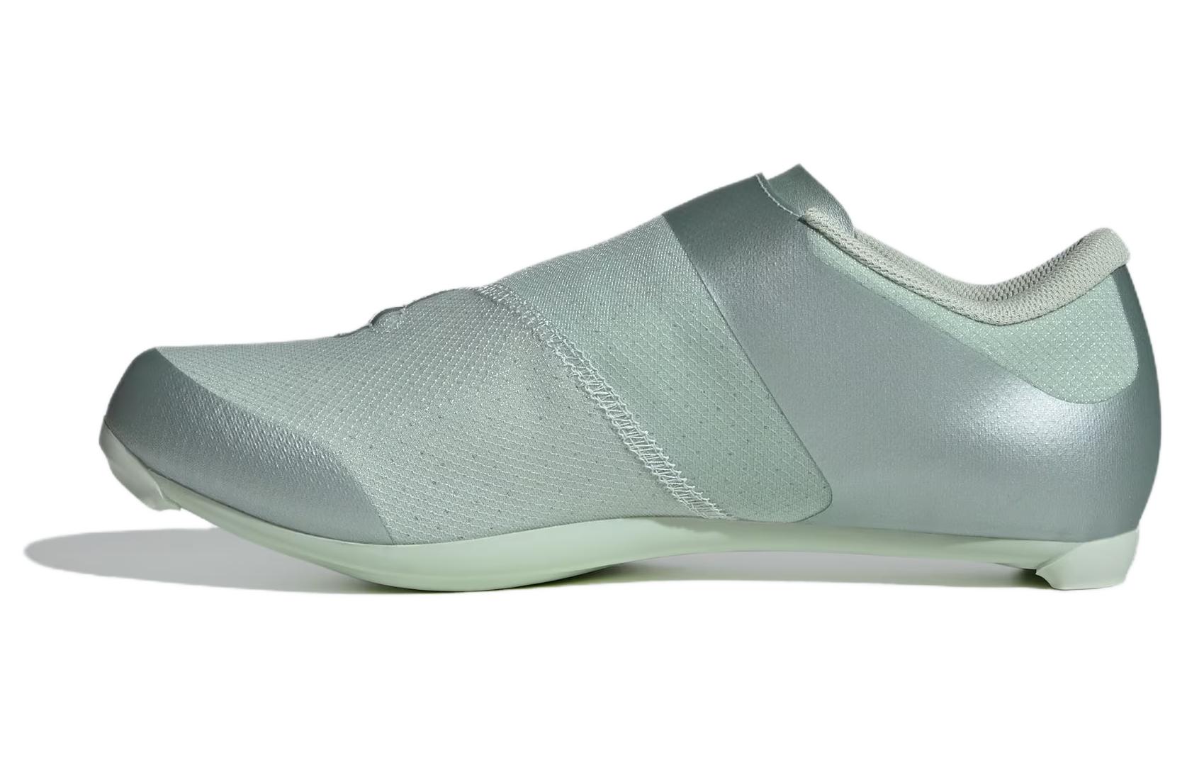 Adidas The Road Boa Linen Green Metallic IG7872 39⅓
Adidas The Road Boa Linen Green Metallic IG7872 39⅓