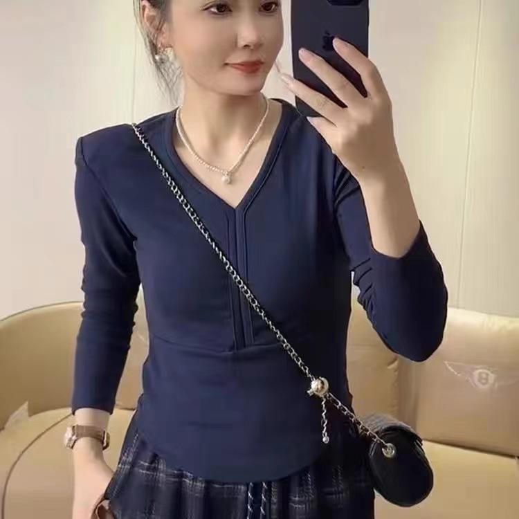 Женская облегающая повседневная футболка с большим V-образным вырезом для осени и зимы XL for 100-130 jin
Женская облегающая повседневная футболка с большим V-образным вырезом для осени и зимы XL for 100-130 jin