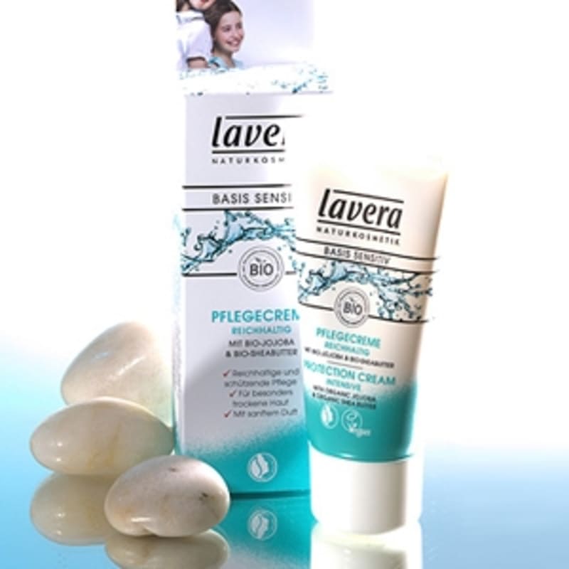 Lavera Basis Sensitive Nourishing Cream 50ml
Lavera Basis Sensitive Nourishing Cream 50ml
