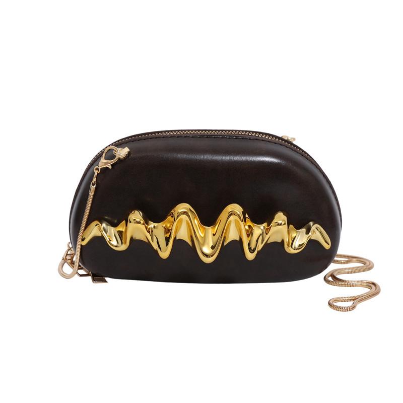 Personalized wavy pattern handinhand dinner bag women s new fashion chain shoulder bag diagonal span box bag
Personalized wavy pattern handinhand dinner bag women s new fashion chain shoulder bag diagonal span box bag