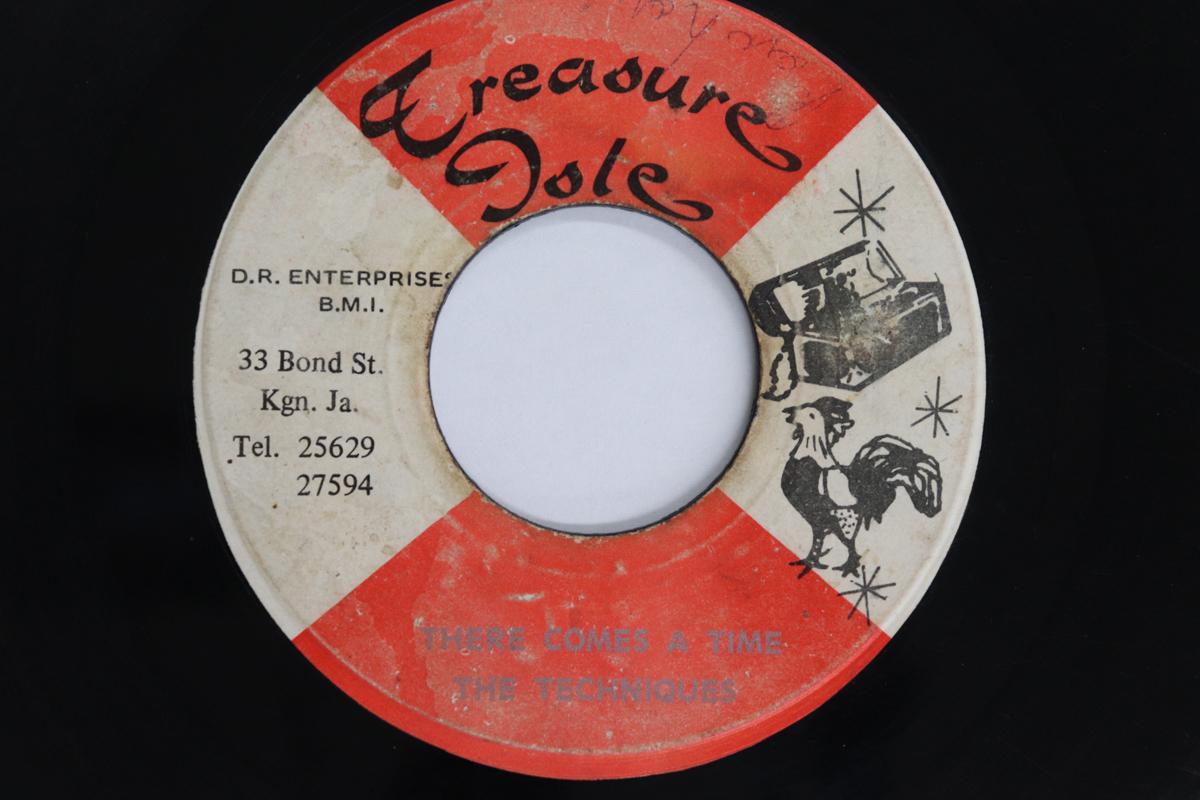 7-дюймовая пластинка ТЕХНИКИ - There Comes a Time none Treasure Isle Jamaica Reggae, Ska & Dub Used
7-дюймовая пластинка ТЕХНИКИ - There Comes a Time none Treasure Isle Jamaica Reggae, Ska & Dub Used