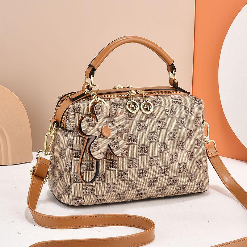 Fashion Women s Trendy One-Shoulder Flower Printed Small Bag Checkerboard-Khakis Yellow
Fashion Women s Trendy One-Shoulder Flower Printed Small Bag Checkerboard-Khakis Yellow