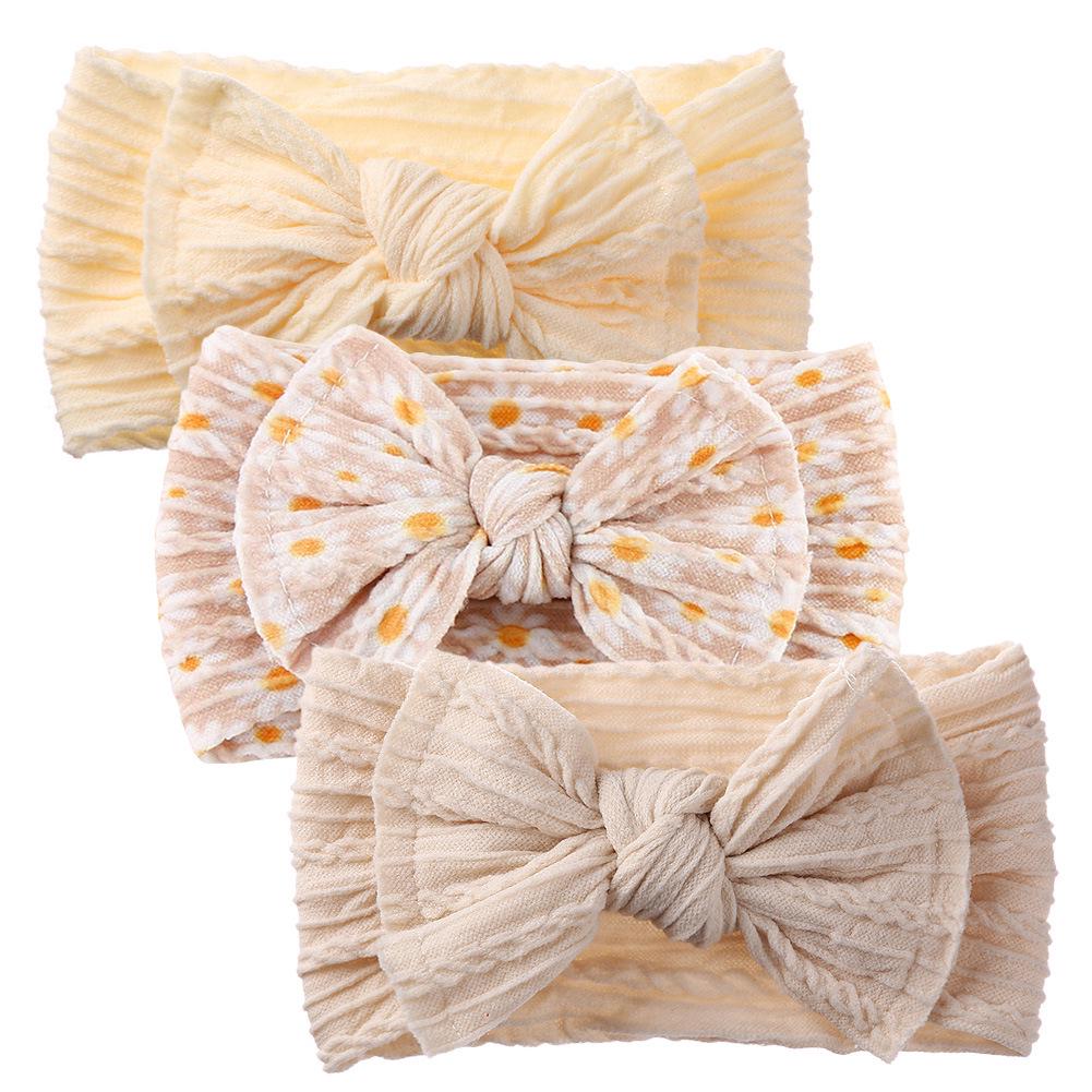 Newborn Soft Bow Headband Set: 3-Piece Braided Print for Kids
Newborn Soft Bow Headband Set: 3-Piece Braided Print for Kids