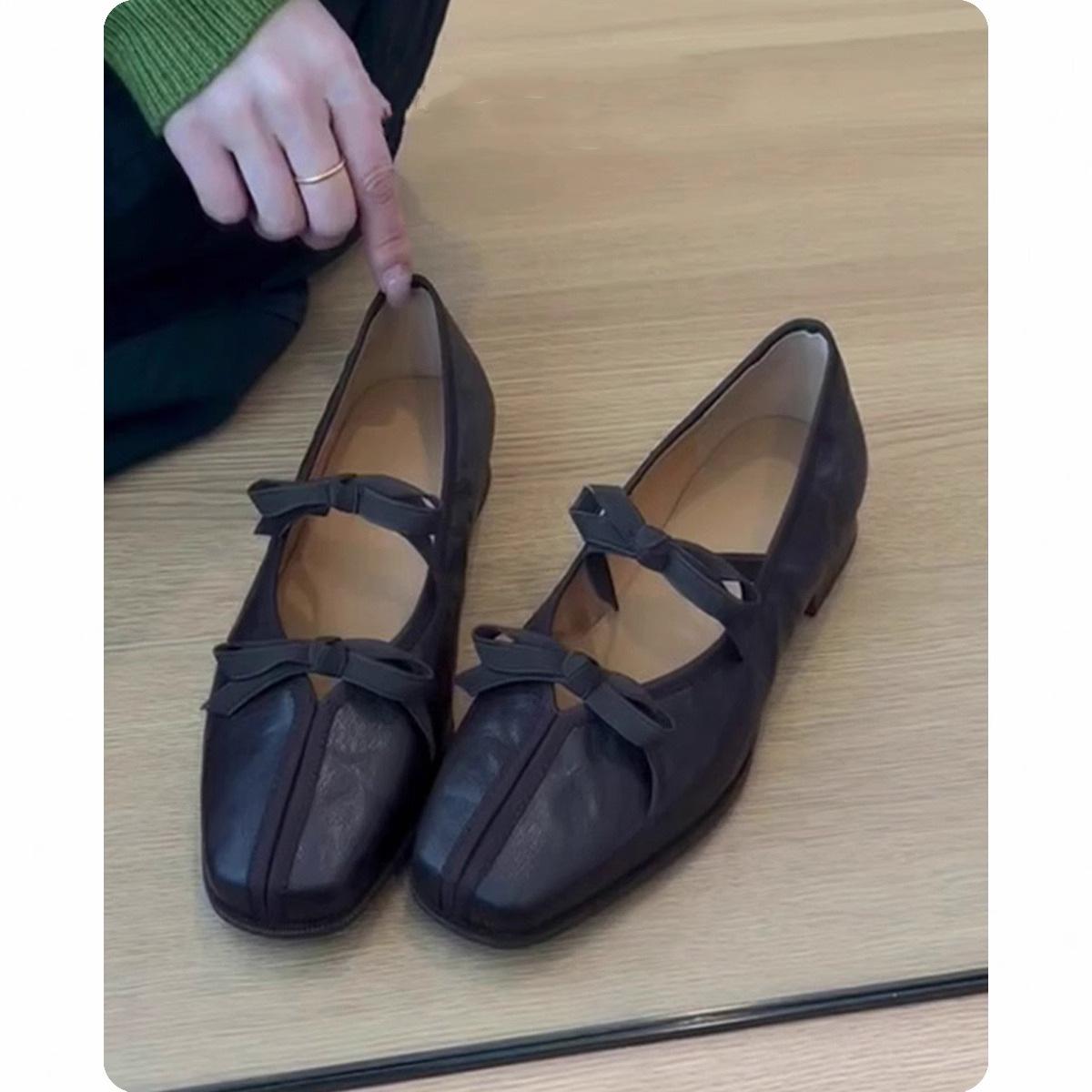 Pretty concubine ballet shoes women s soft soles with skirts retro Mary Jane shoes bow flat shoes 35 чорний
Pretty concubine ballet shoes women s soft soles with skirts retro Mary Jane shoes bow flat shoes 35 чорний