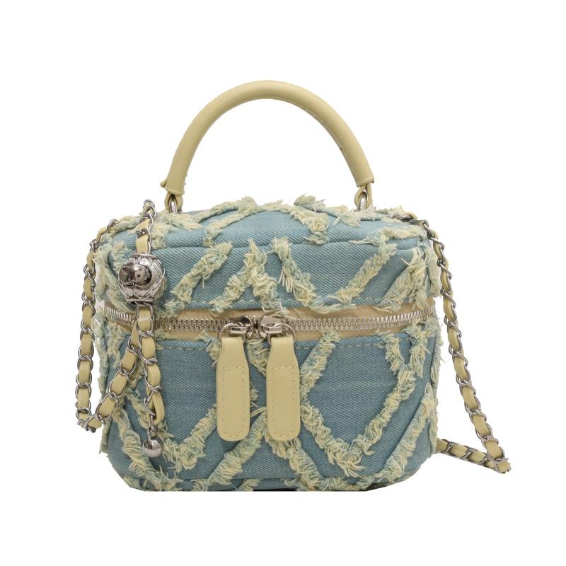 Korean Popular Vintage Denim Chain Handbags New Fashi Tassel Mini Square Shoulder Bags Elegant Versatile Crossbody Bag Mini(Max Length<20cm) світло-жовтого кольору
Korean Popular Vintage Denim Chain Handbags New Fashi Tassel Mini Square Shoulder Bags Elegant Versatile Crossbody Bag Mini(Max Length<20cm) світло-жовтого кольору