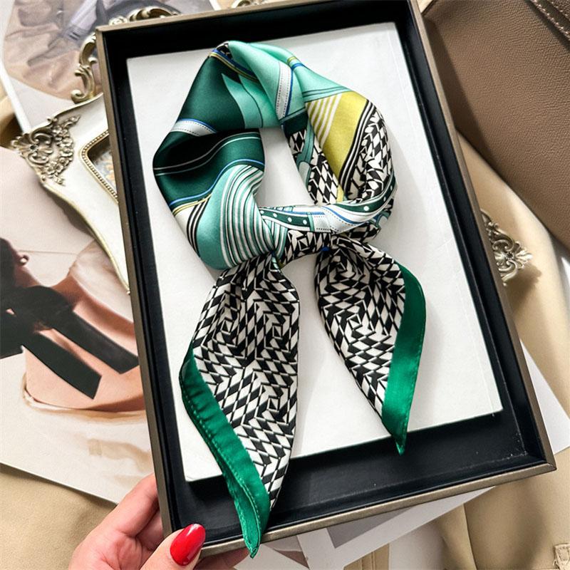 Новые Модные Шарфы Женский Шаль Принт Шелковый Сатин Хиджаб Шарф Женская Бандана 70*70см Роскошный Бренд Квадратные Шали Шарфы Для Дам 70X70cm
Новые Модные Шарфы Женский Шаль Принт Шелковый Сатин Хиджаб Шарф Женская Бандана 70*70см Роскошный Бренд Квадратные Шали Шарфы Для Дам 70X70cm