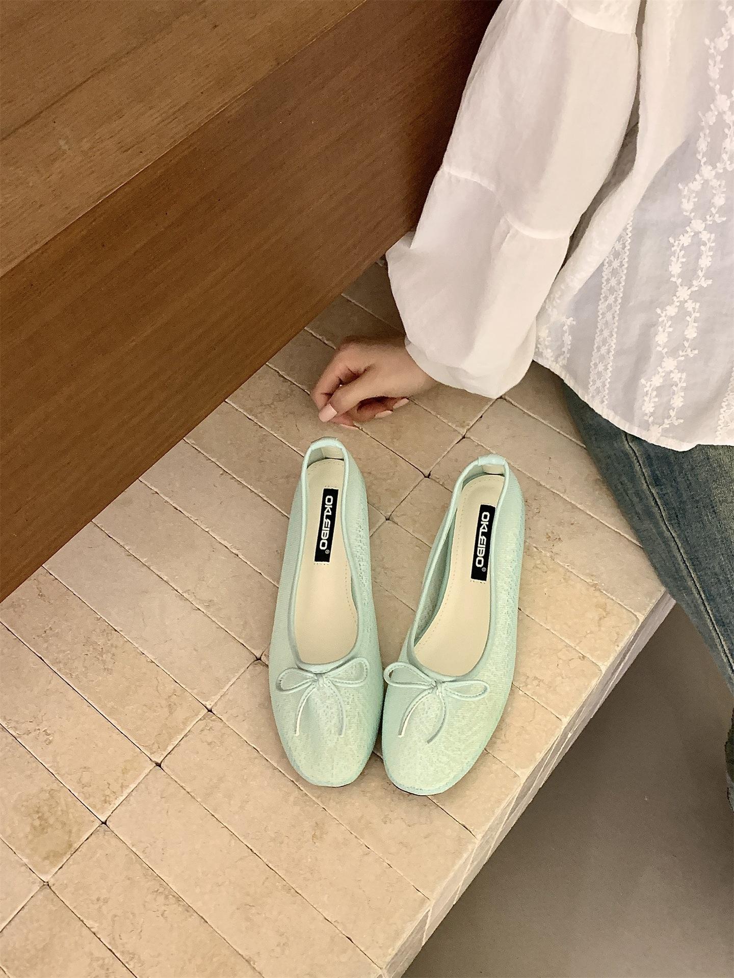 Bow Light Mouth Small Single Shoes Women S Spring French Lace Inner Height Increase Round Head Soft Sole Ballet Shoes 39 celadon синього кольору
Bow Light Mouth Small Single Shoes Women S Spring French Lace Inner Height Increase Round Head Soft Sole Ballet Shoes 39 celadon синього кольору