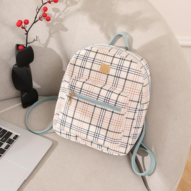 Personalized striped printed backpack 2025 new retro contrasting color small school bag girls children backpack mobile phone bag синій
Personalized striped printed backpack 2025 new retro contrasting color small school bag girls children backpack mobile phone bag синій