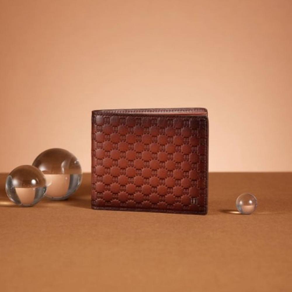 Daks Leather Wallet Louis Guild Gradation Dbwa5f250w3 Single option
Daks Leather Wallet Louis Guild Gradation Dbwa5f250w3 Single option