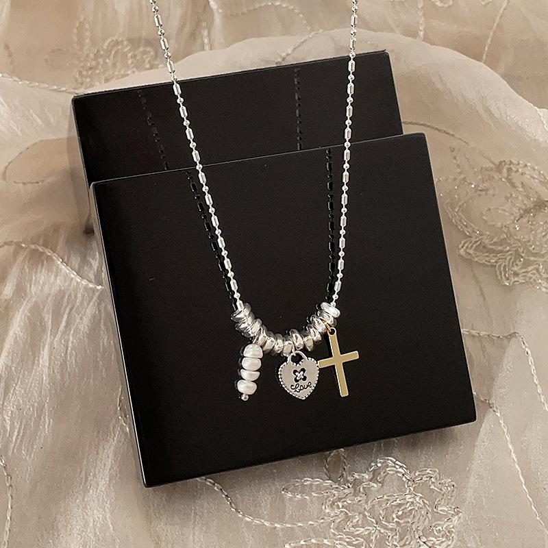 Ожерелье с бахромой из сломанного серебряного металла и жемчуга Love Cross, женская индивидуальность, простота, универсальность, темперамент, цепочка на ключицу
Ожерелье с бахромой из сломанного серебряного металла и жемчуга Love Cross, женская индивидуальность, простота, универсальность, темперамент, цепочка на ключицу