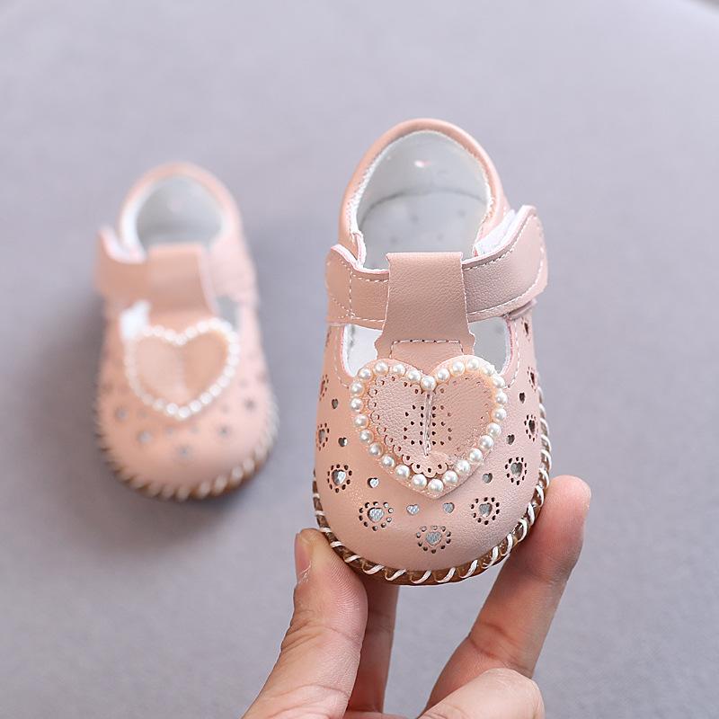 Summer New Girls Sandals Children s Soft Sole Hollow out breathable Shoes Trendy Princess Shoes Walking Shoes 18
Summer New Girls Sandals Children s Soft Sole Hollow out breathable Shoes Trendy Princess Shoes Walking Shoes 18