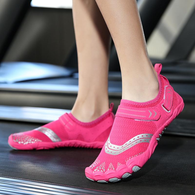 Parent-child indoor fitness shoes gymnastics exercise yoga shoes soft-soled five-finger shoes squat deadlift shoes treadmill 46
Parent-child indoor fitness shoes gymnastics exercise yoga shoes soft-soled five-finger shoes squat deadlift shoes treadmill 46