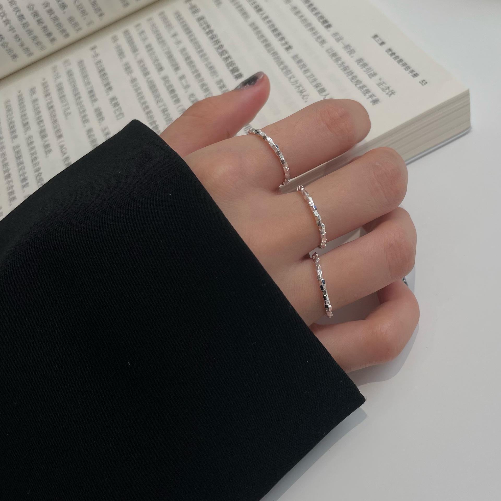 S925 Sterling Silver Open Square Ring - Thin Stacking Sparkling Circle Adjustable Open
S925 Sterling Silver Open Square Ring - Thin Stacking Sparkling Circle Adjustable Open