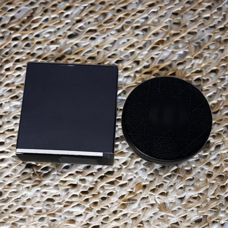 13G Long-lasting Velvet Matte Cushion Foundation: Moisturizing, Black Embroidery Design, Hot-Selling, Everlasting Setting Powder Finish. Model 0N
13G Long-lasting Velvet Matte Cushion Foundation: Moisturizing, Black Embroidery Design, Hot-Selling, Everlasting Setting Powder Finish. Model 0N