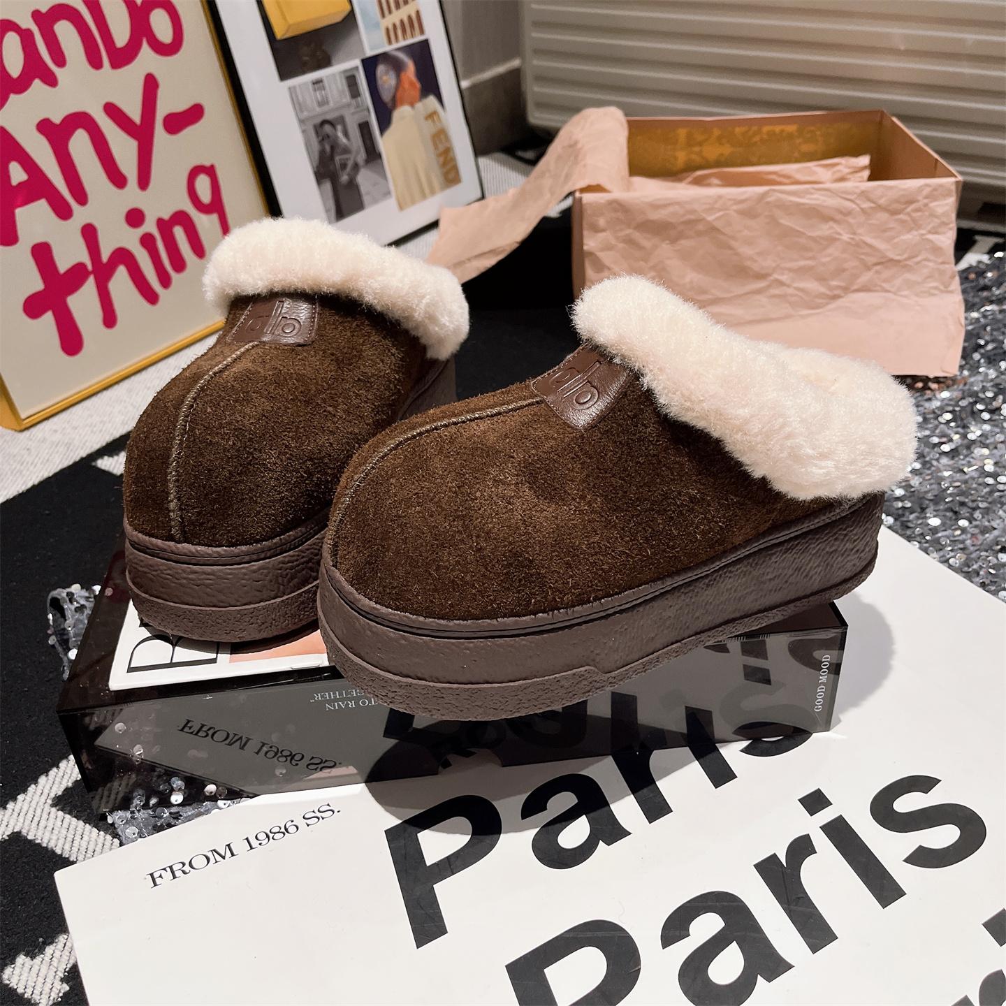 Leather lamb wool slippers wear thick-soled plush cotton slippers snow cotton women s shoes 40
Leather lamb wool slippers wear thick-soled plush cotton slippers snow cotton women s shoes 40