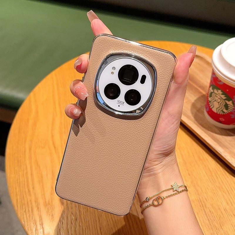 Luxury PU Lychee Pattern Plain Leather Case for Huawei Honor Magic 6 Pro Magic6 Electroplated Bumper Protective Back Shell Cover Magic6 колір світло кави
Luxury PU Lychee Pattern Plain Leather Case for Huawei Honor Magic 6 Pro Magic6 Electroplated Bumper Protective Back Shell Cover Magic6 колір світло кави