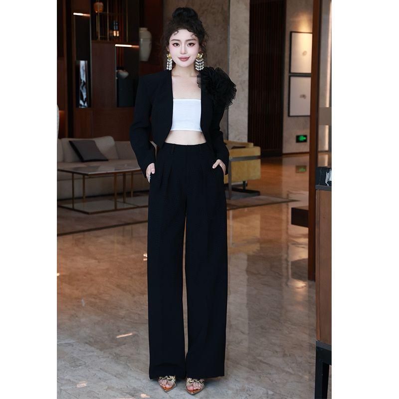 Gao Ding Women s Clothing Spring New Arrival Silm Short Suit Suit Jacket Loose Pants High Slim Looking Goddess Two-piece Set Black M
Gao Ding Women s Clothing Spring New Arrival Silm Short Suit Suit Jacket Loose Pants High Slim Looking Goddess Two-piece Set Black M