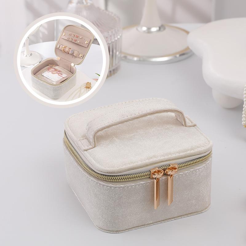 Multi Colored Hand-held Jewlery Box Necklace Set Storage Bag Earring Ring Bracelet Earring Jewelry Boxes Organizer бежевий
Multi Colored Hand-held Jewlery Box Necklace Set Storage Bag Earring Ring Bracelet Earring Jewelry Boxes Organizer бежевий