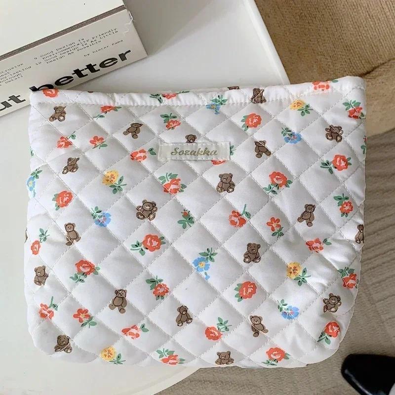Cute Large Capacity Cosmetic Bag Case Sanitary Napkin Storage Bags Girls Flower Physiological Period Tampon Organiser Bag
Cute Large Capacity Cosmetic Bag Case Sanitary Napkin Storage Bags Girls Flower Physiological Period Tampon Organiser Bag