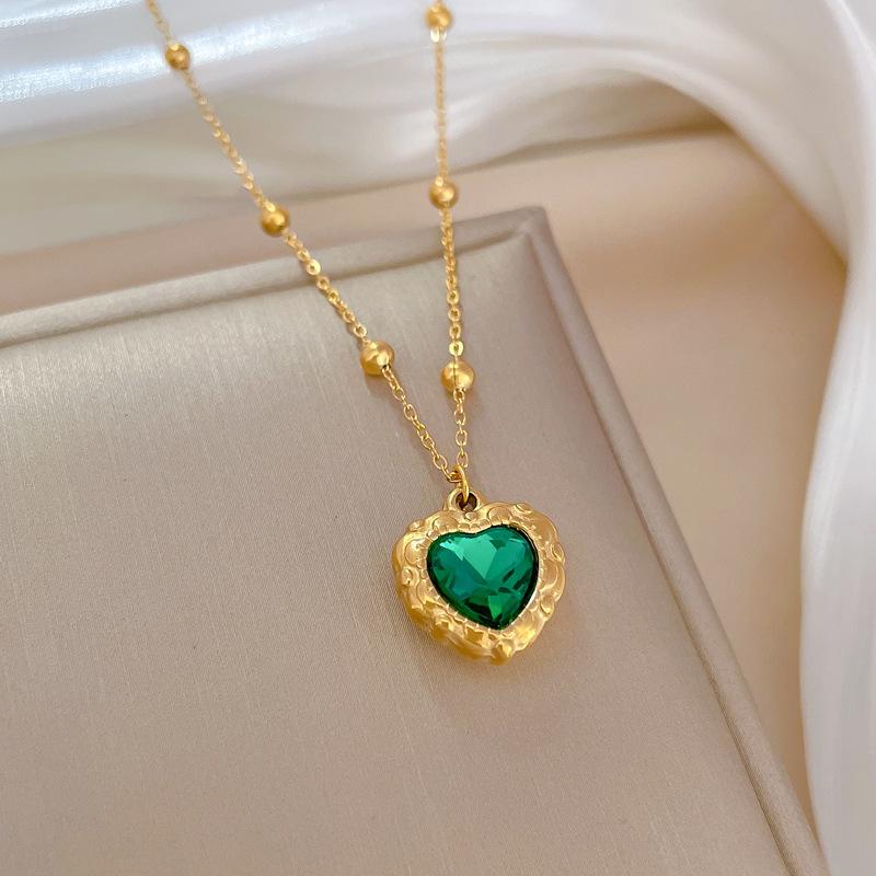 Green Love Women S Niche Design Simple Pendant Short Collarbone Chain Korean Version Cold Wind Neck
Green Love Women S Niche Design Simple Pendant Short Collarbone Chain Korean Version Cold Wind Neck